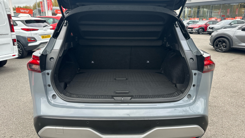 Nissan Qashqai 1.3 DiG-T MH N-Connecta 5dr Petrol Hatchback